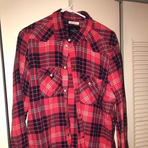 Woman’s American Eagle flannel